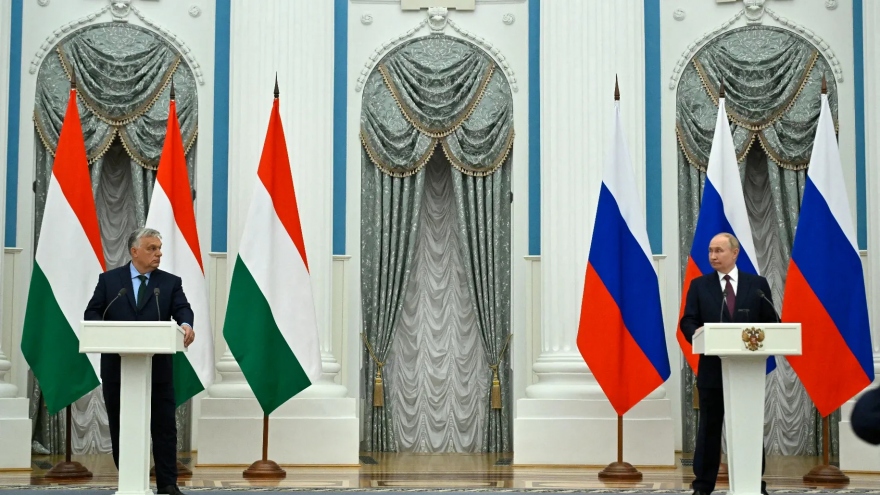 Thủ tướng Hungary thăm Nga, thảo luận các vấn đề quan trọng với châu Âu